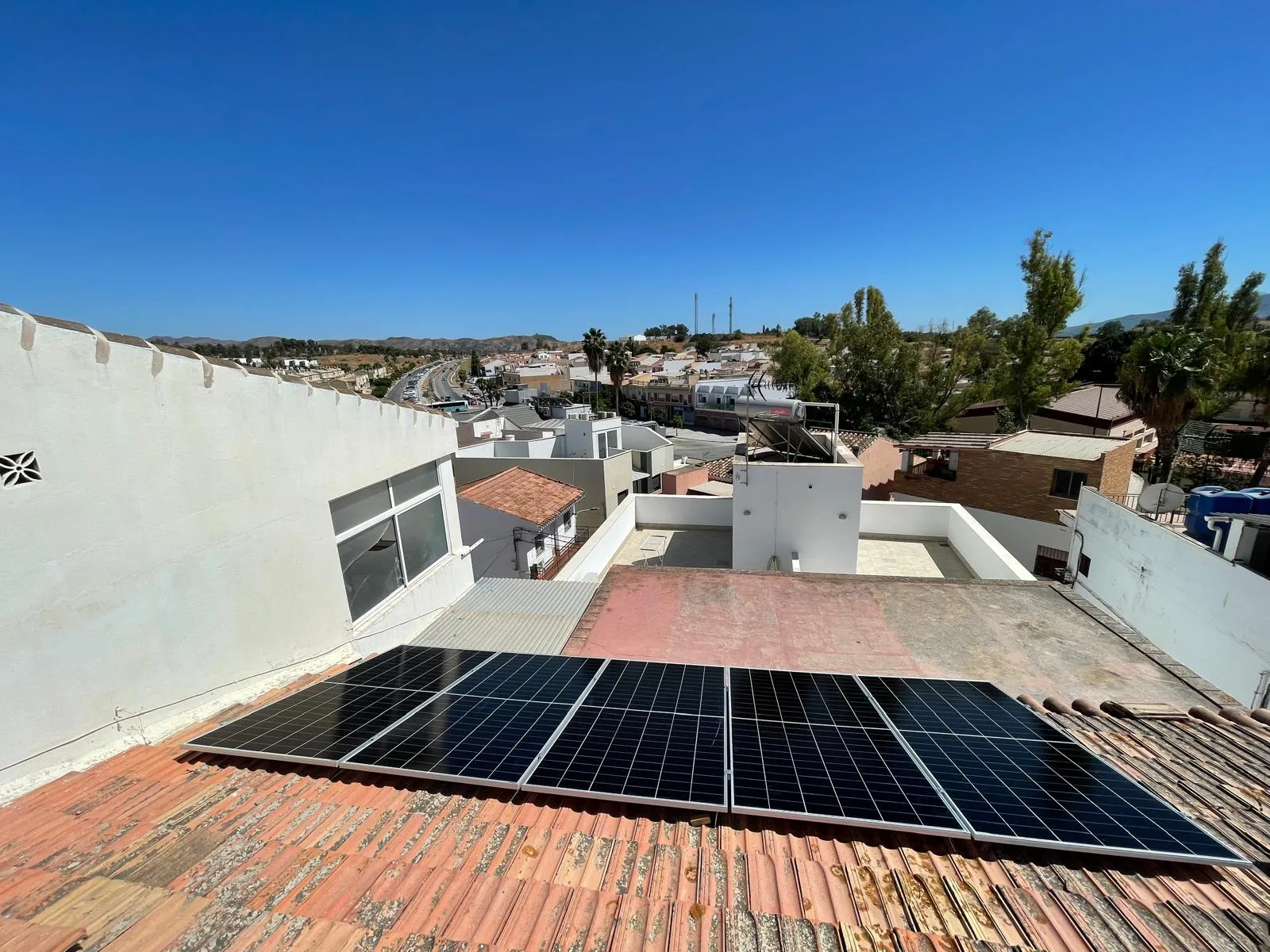 Baterías Solares en Málaga: Precio, Ahorro y Cuándo Merece la Pena